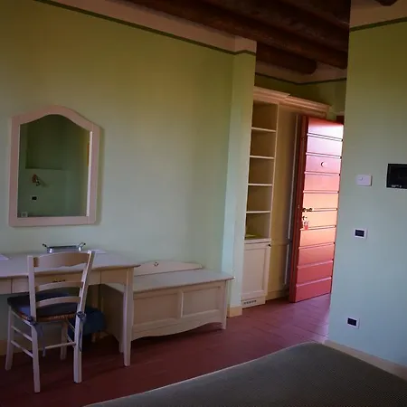 Agriturismo Ca Del Lupo Farm stay Pallazzolo sull'Oglio