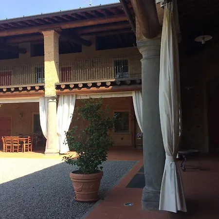 ファームステイ Ca Del Lupo Pallazzolo sullʼOglio